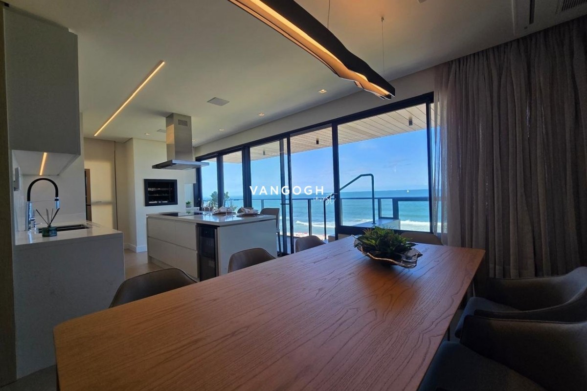 Apartamento 3 dormitórios Sunrise Brava
