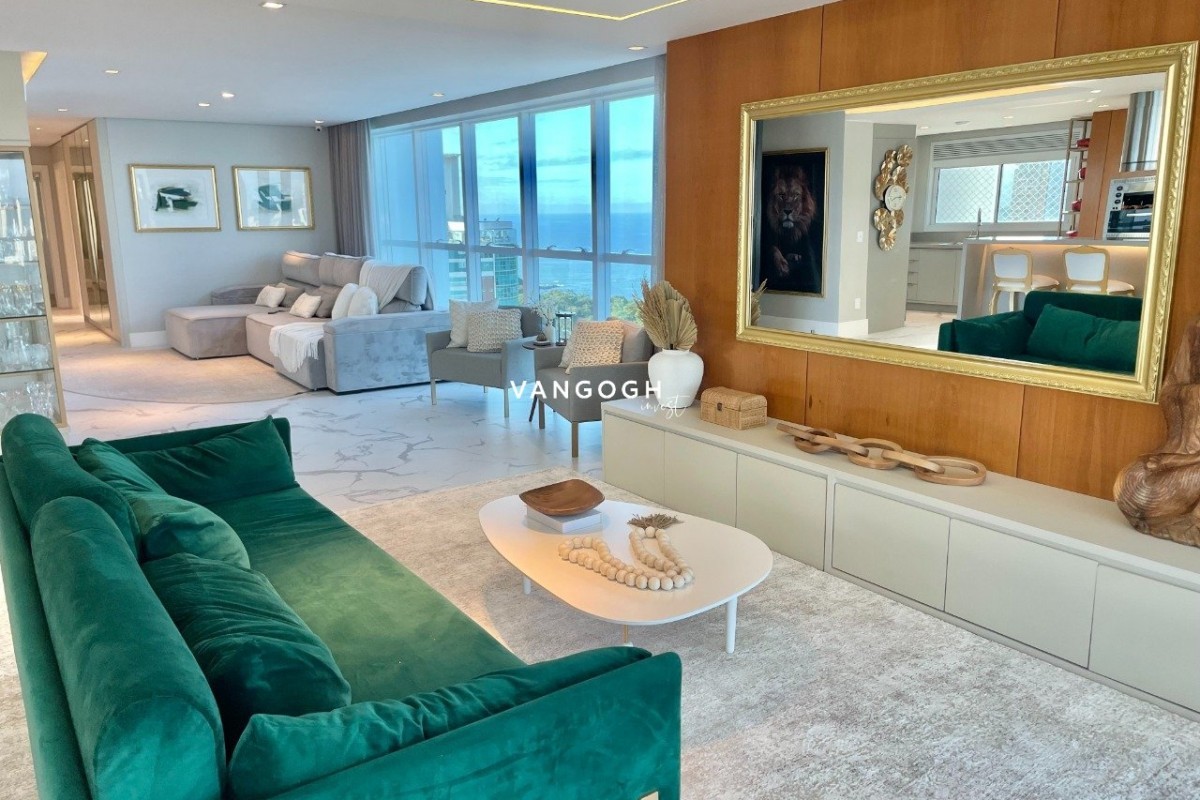 Apartamento 3 dormitórios Sky Tower, Quadra Mar - Balneário Camboriú