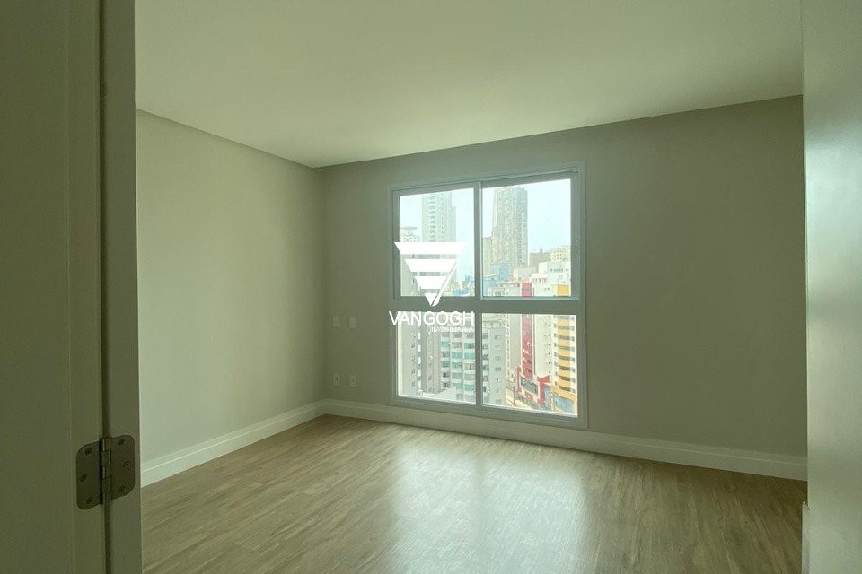 Apartamento 3 dormitórios Phoenix Tower, Centro - Balneário Camboriú