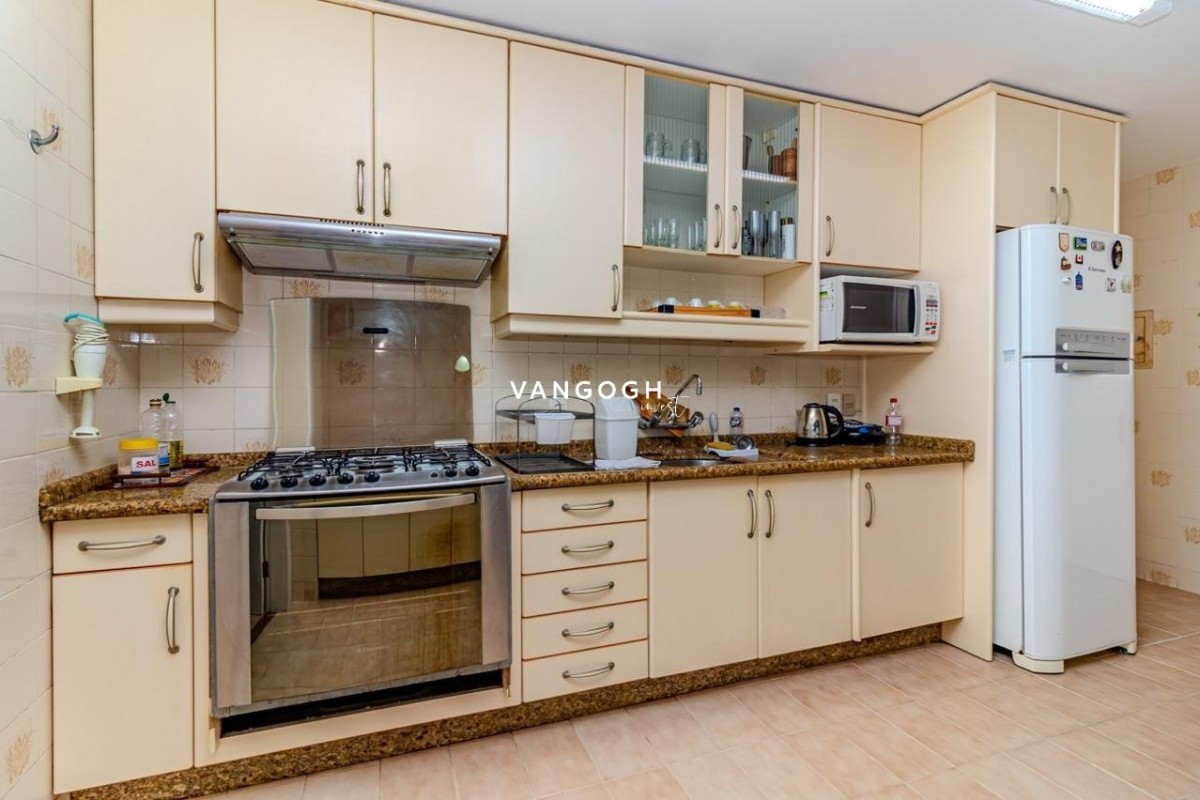 Apartamento 3 dormitórios Ed. Paraiso, Cento - Balneário