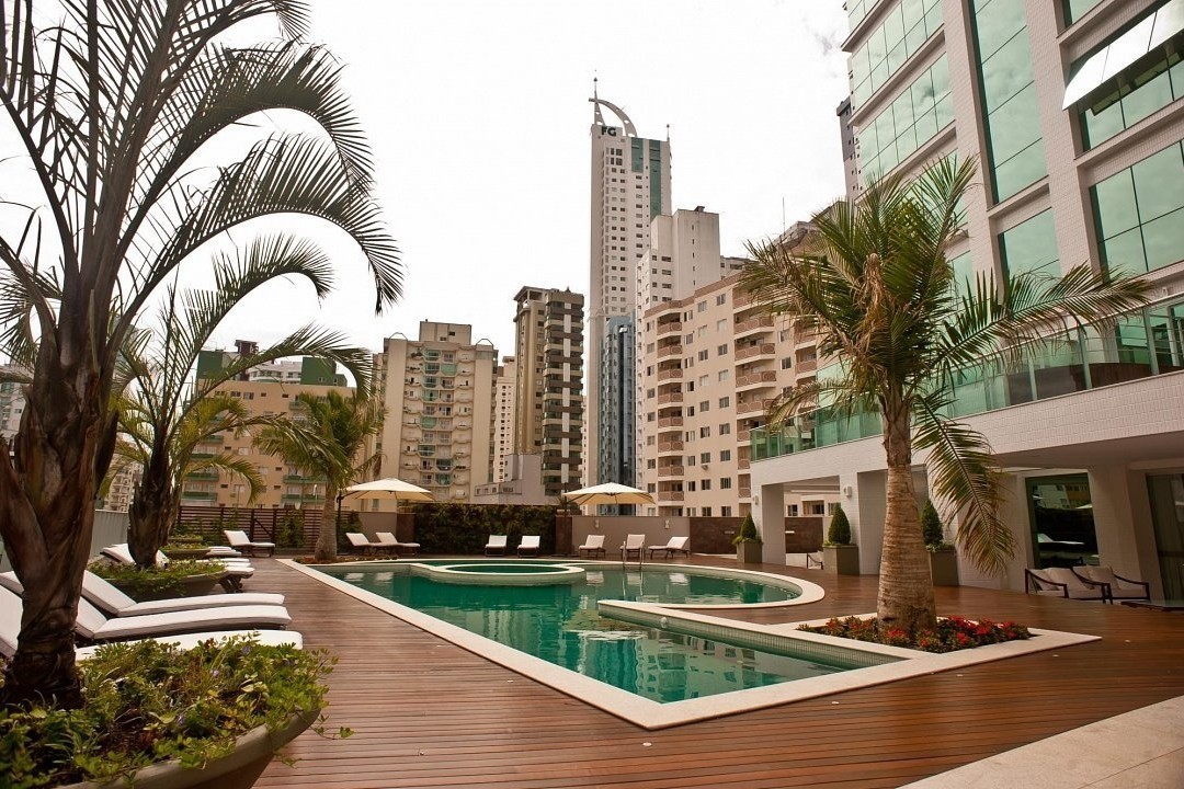 Apartamento 3 dormitórios Le Parc Residence, Centro - Balneário Camboriú
