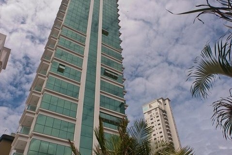 Apartamento 3 dormitórios Le Parc Residence, Centro - Balneário Camboriú