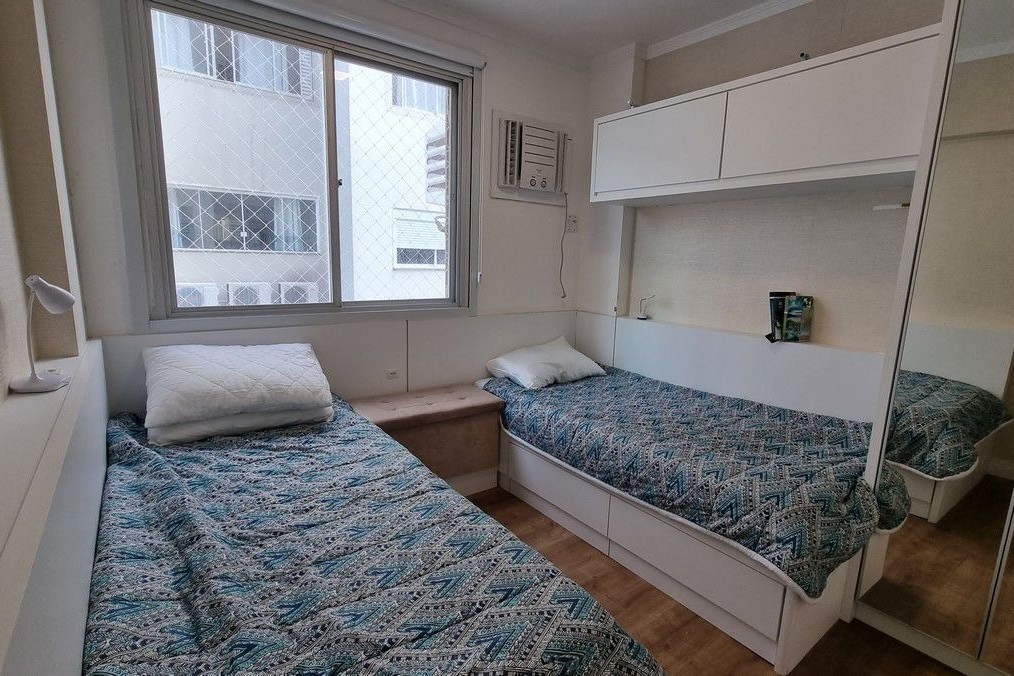 Apartamento 3 dormitórios Acácias, Quadra Mar - Balneário Camboriú