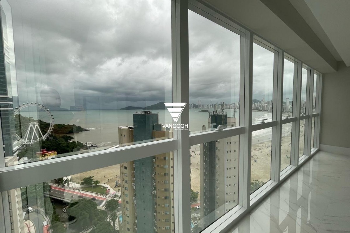 Apartamento 4 dormitórios Skyline Tower, Quadra Mar - Balneário Camboriú