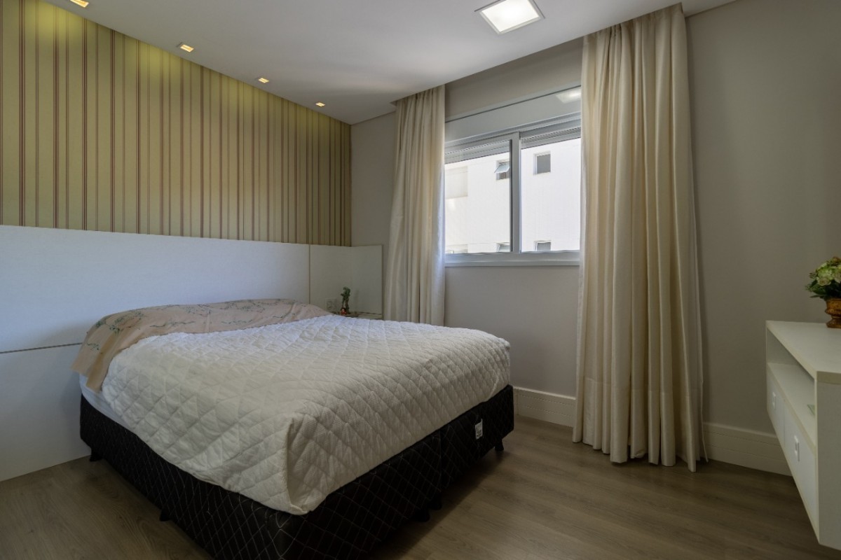 Apartamento 4 dormitórios Ibiza Towers, Frente Mar - Balneário Camboriú
