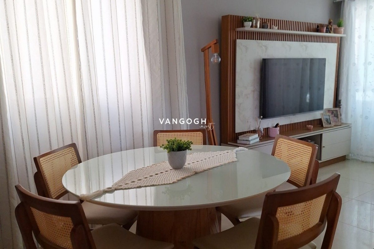 Apartamento 2 dormitórios Edifício Torremolinos, Praia Brava - Itajaí