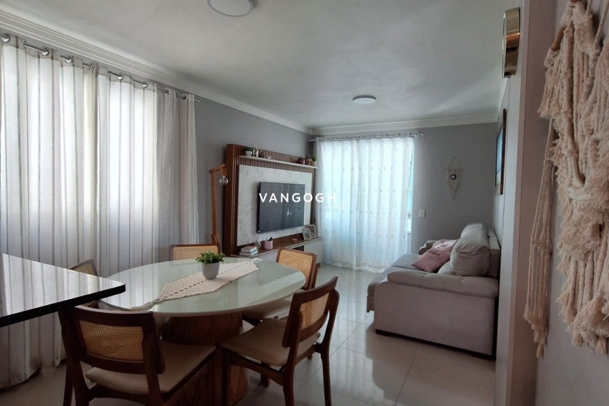 Apartamento 2 dormitórios Edifício Torremolinos, Praia Brava - Itajaí