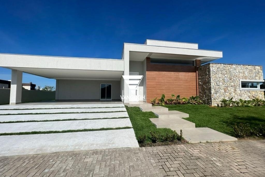 Casa em Condomínio 4 dormitórios Reserva Camboriú Golf Club, Centro - Camboriú