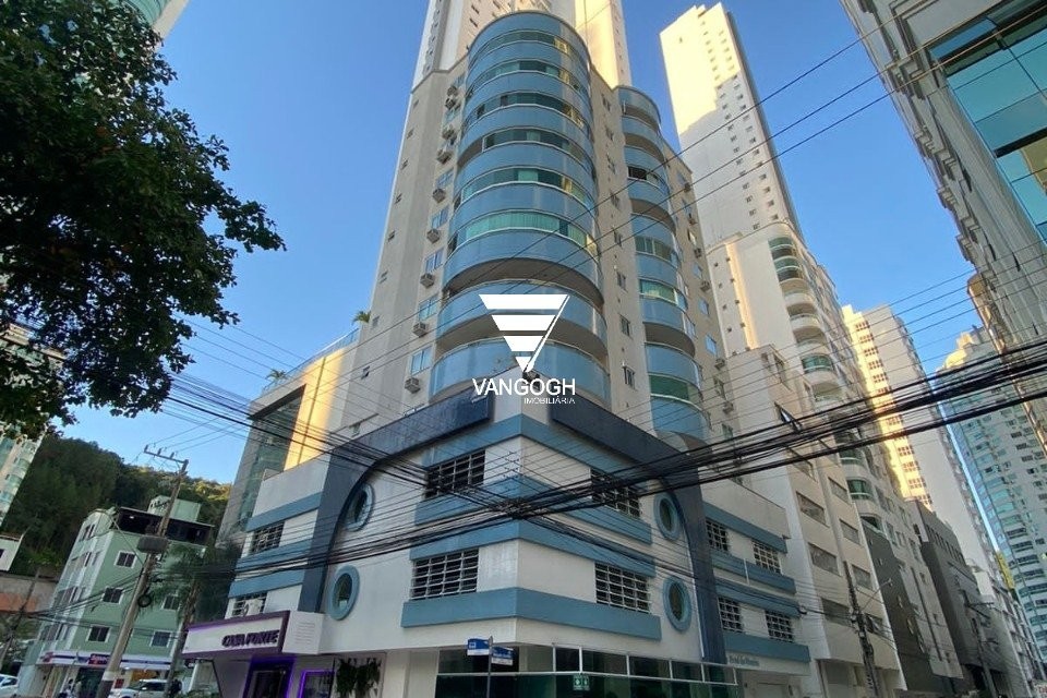 Apartamento 3 dormitórios Portal dos Pioneiros, Quadra Mar - Balneário Camboriú