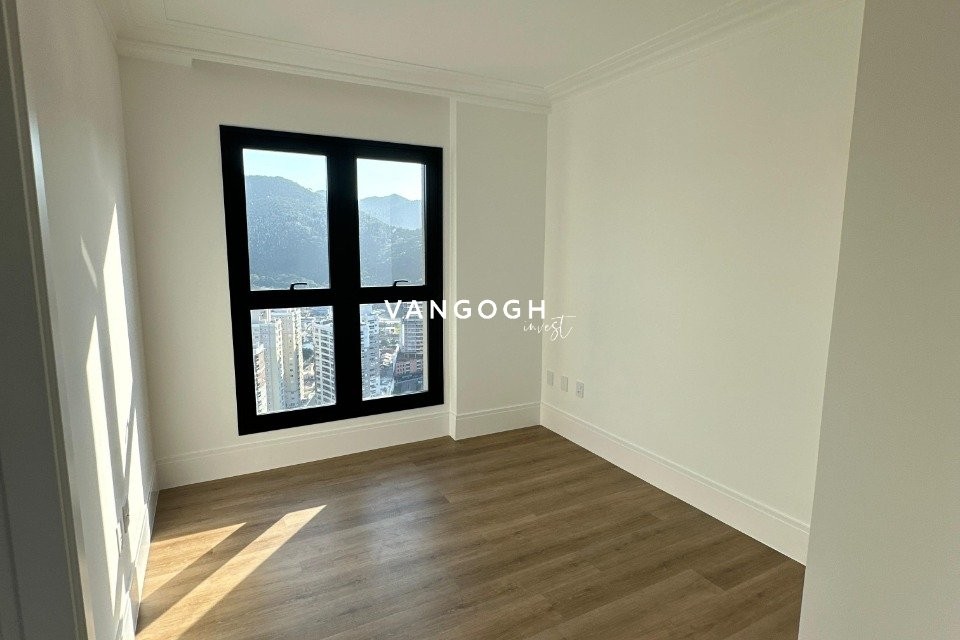 Apartamento 4 dormitórios Edifício St. Clair, Centro - ITAPEMA