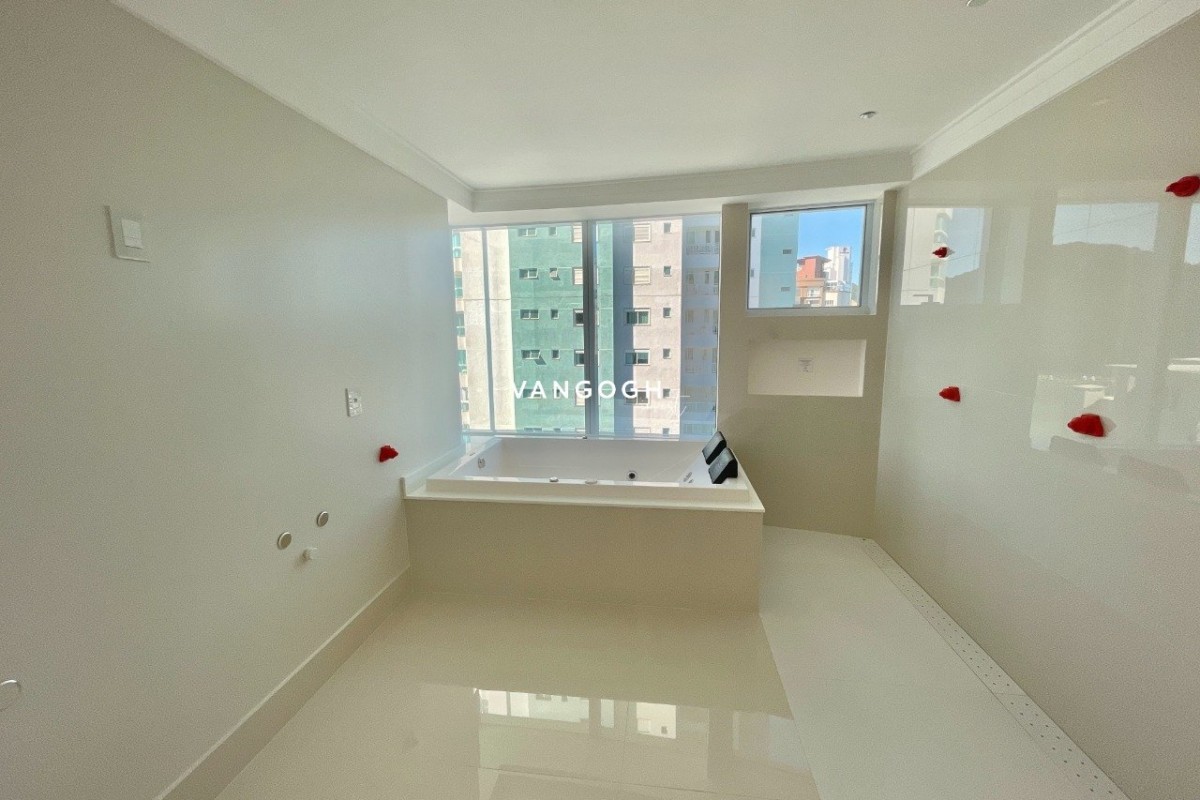 Apartamento 4 dormitórios One Tower  Residence, Frente Mar - Balneário Camboriú