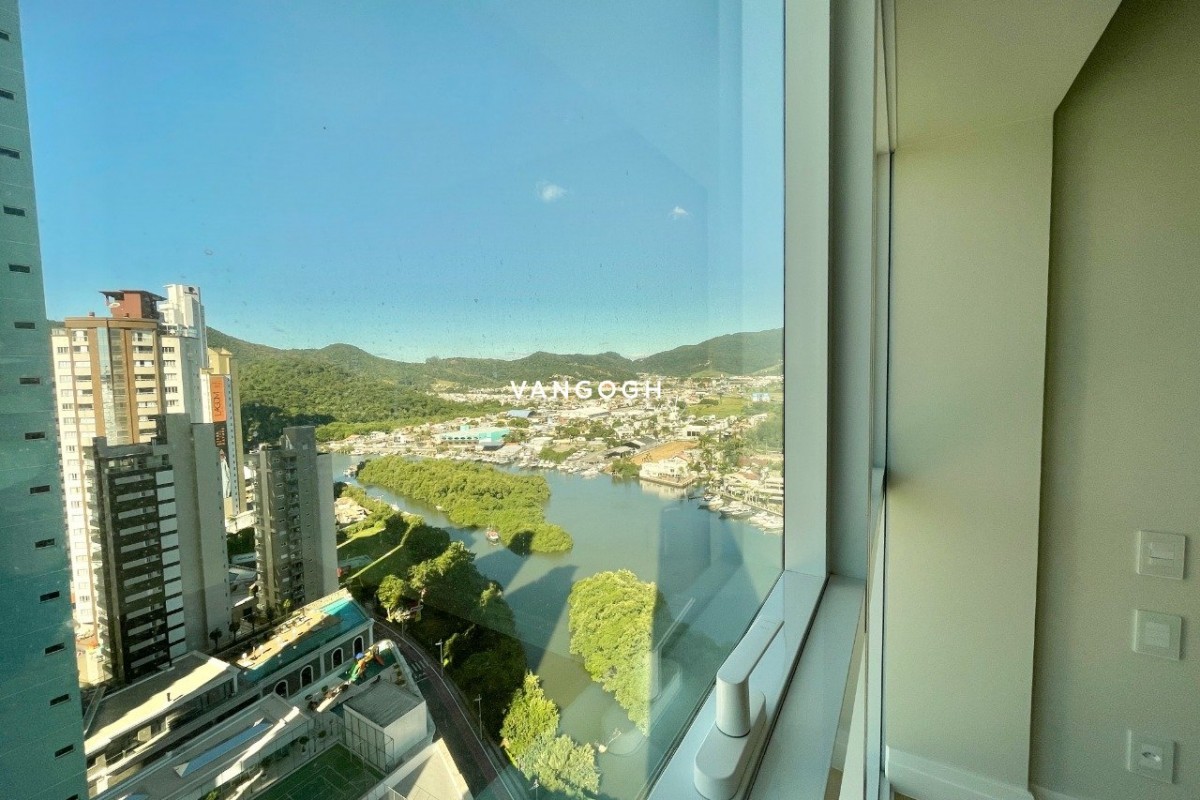 Apartamento 4 dormitórios One Tower  Residence, Frente Mar - Balneário Camboriú