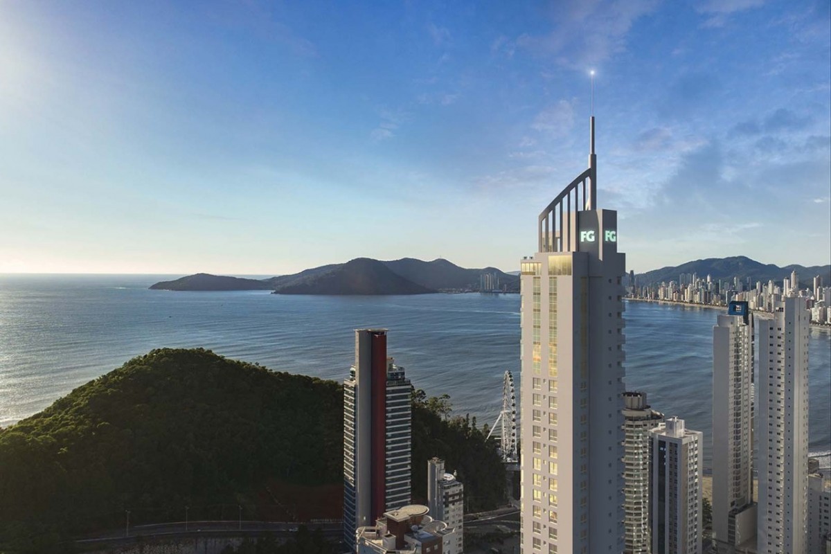 Apartamento 5 dormitórios Blue Coast Tower