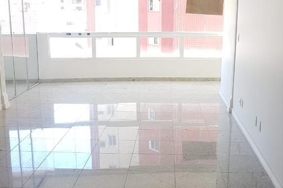 Apartamento 3 dormitórios Dell Valle, Centro - Balneário Camboriú