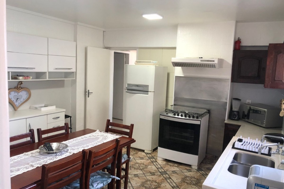 Apartamento 3 dormitórios Imperatriz, Frente Mar - Balneário Camboriú