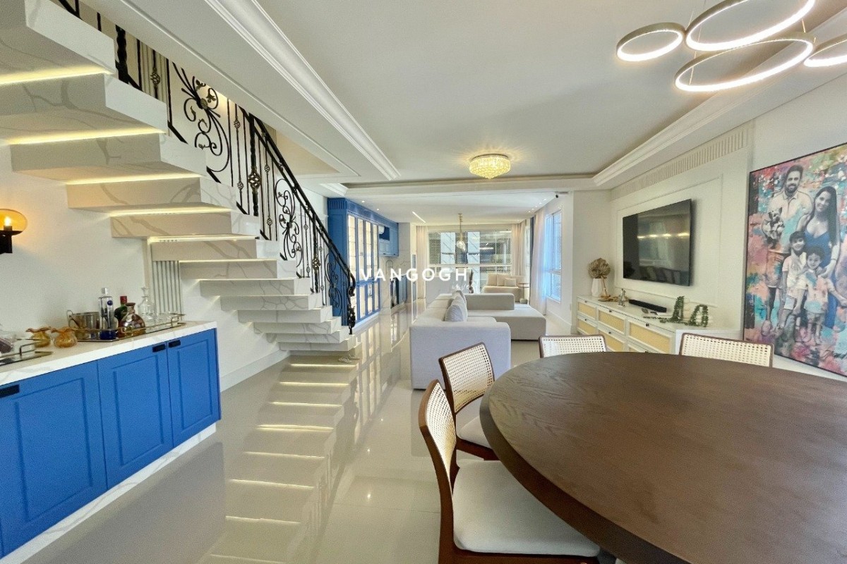 Apartamento 4 dormitórios Marie Antoinette, Meia Praia - ITAPEMA