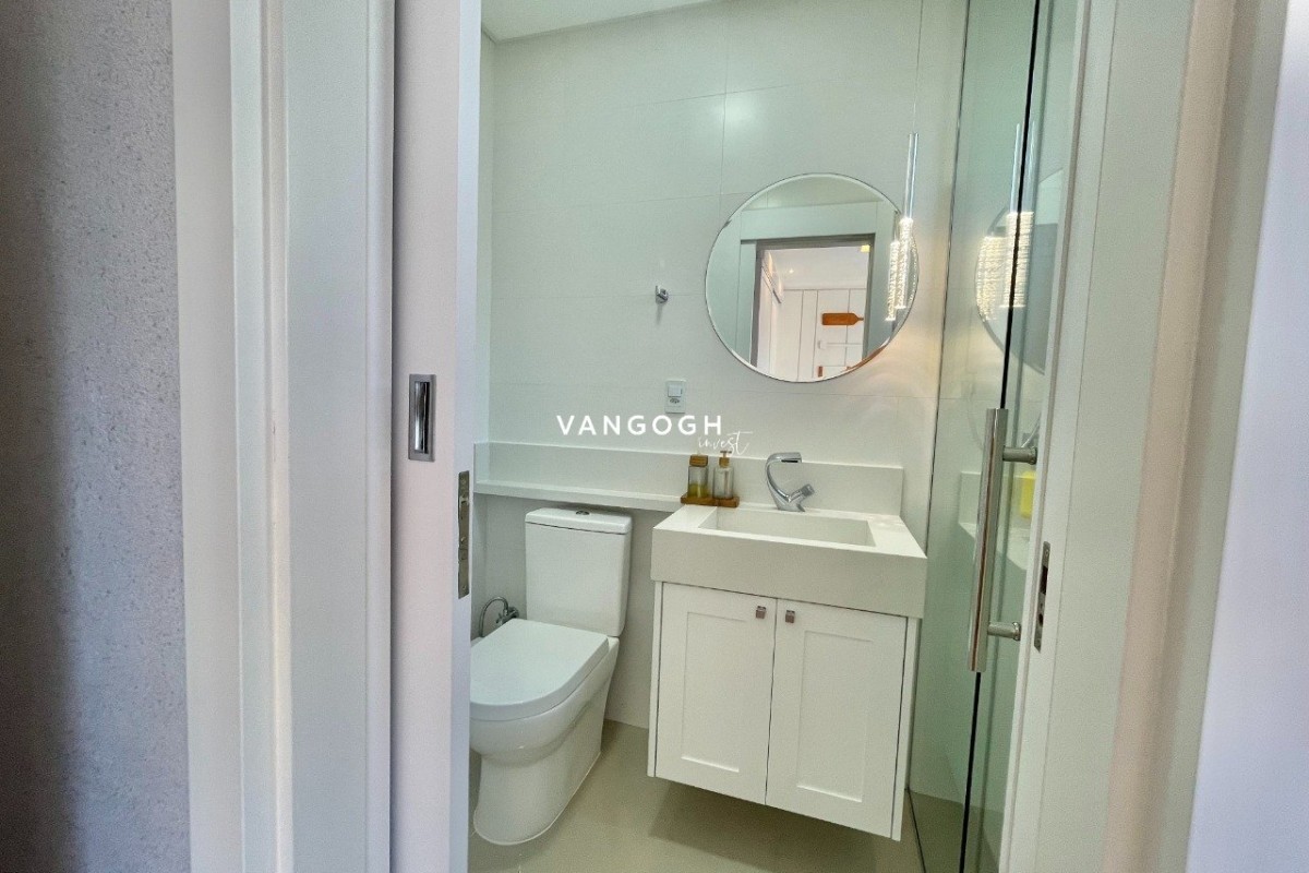 Apartamento 4 dormitórios Marie Antoinette, Meia Praia - ITAPEMA