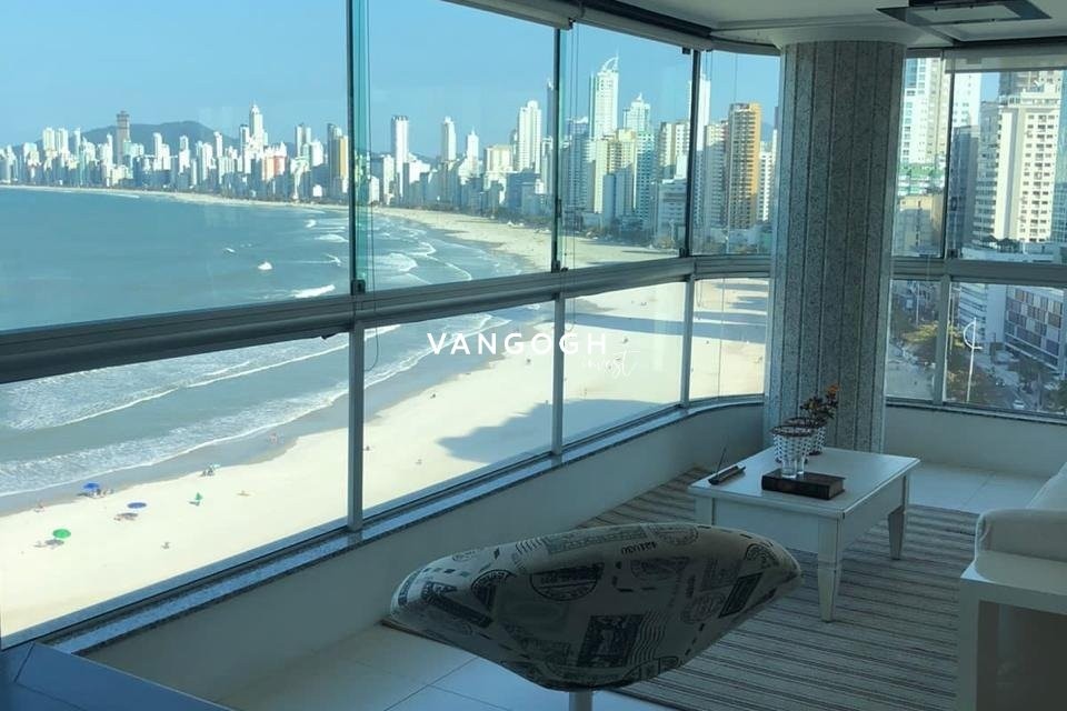 Apartamento 3 dormitórios Edifício Champs Elysées, Pioneiros - Balneário Camboriú