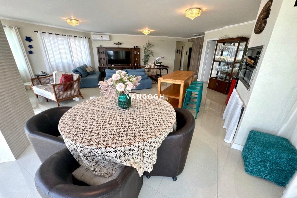Apartamento 4 dormitórios Maria Luiza, Frente Mar - Balneário Camboriú