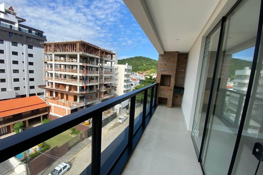 Apartamento 2 dormitórios BRAVA 22