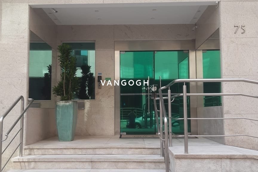 Apartamento 3 dormitórios Torre de Malaga, Pioneiros - Balneário Camboriú