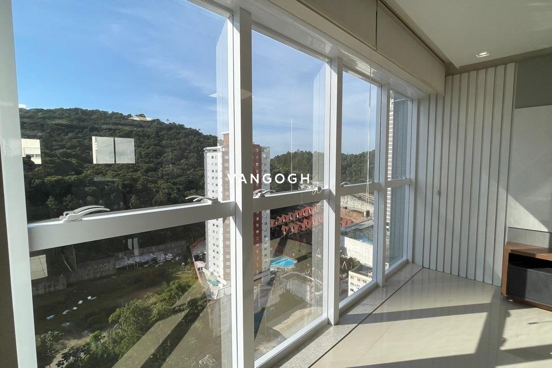 Apartamento 4 dormitórios Ed. Cartier Residence, Pioneiros - Balneário Camboriú