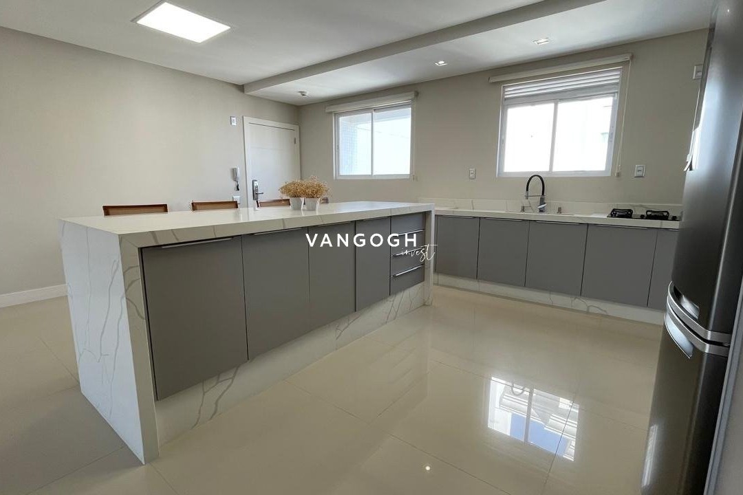 Apartamento 4 dormitórios Ed. Cartier Residence, Pioneiros - Balneário Camboriú