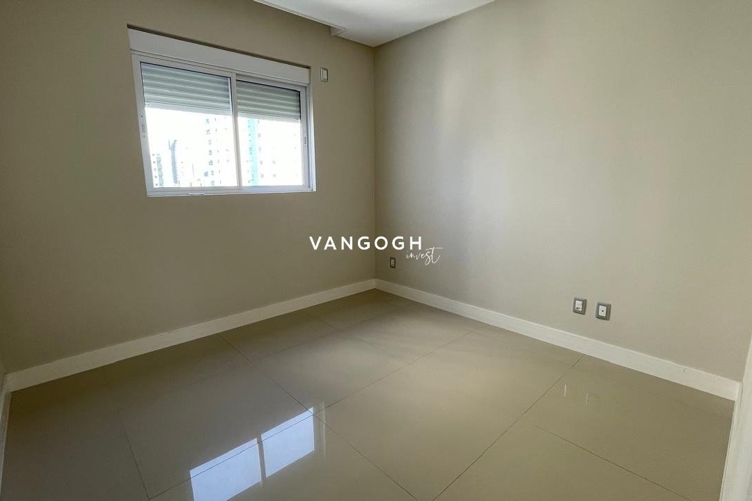 Apartamento 4 dormitórios Ed. Cartier Residence, Pioneiros - Balneário Camboriú