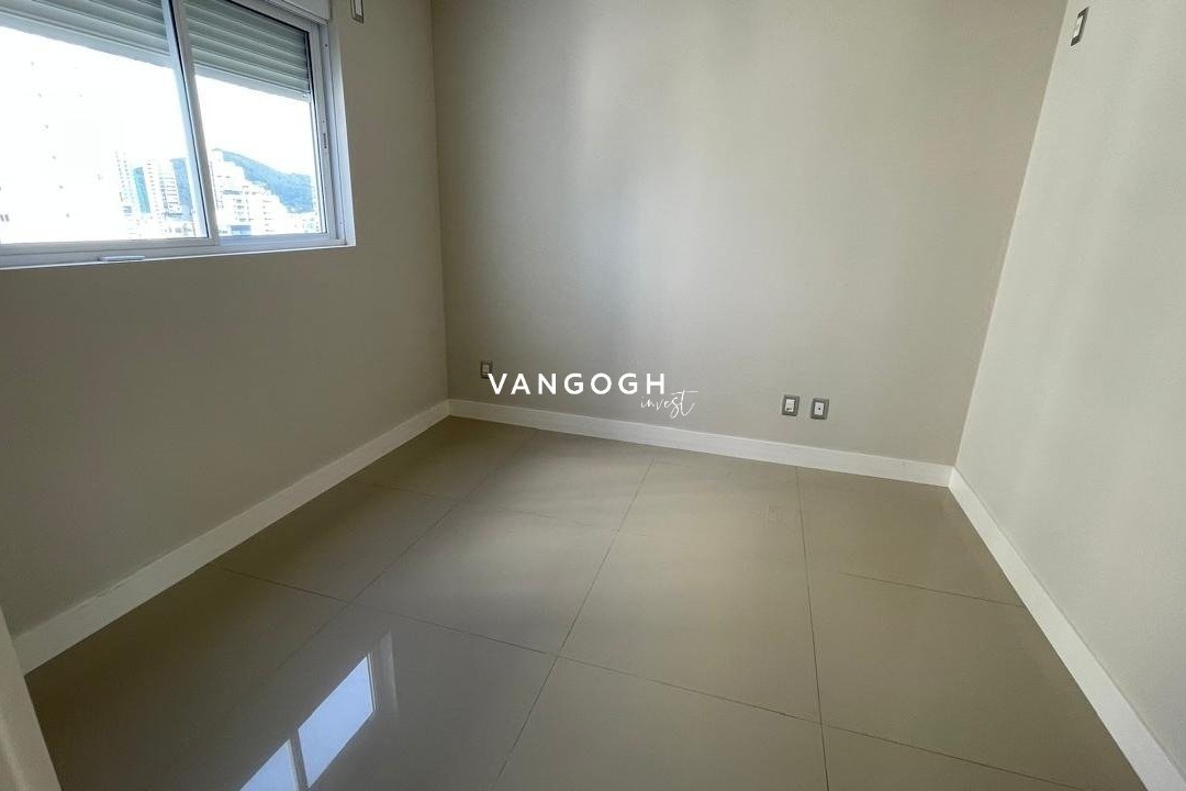 Apartamento 4 dormitórios Ed. Cartier Residence, Pioneiros - Balneário Camboriú