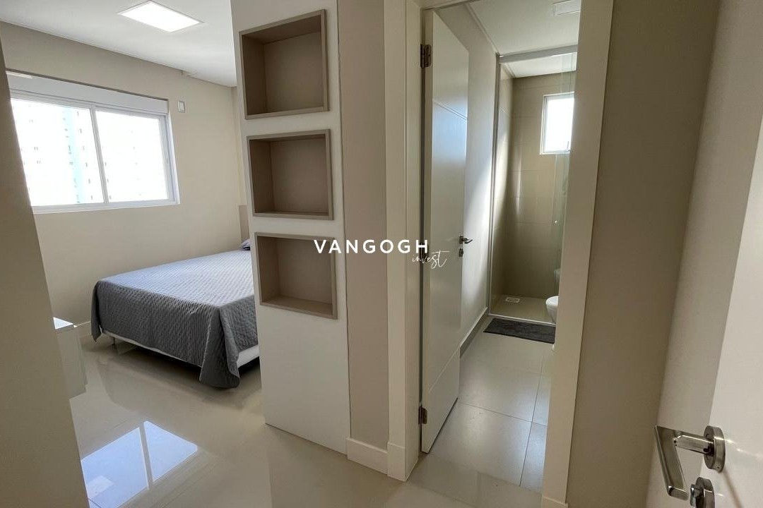Apartamento 4 dormitórios Ed. Cartier Residence, Pioneiros - Balneário Camboriú