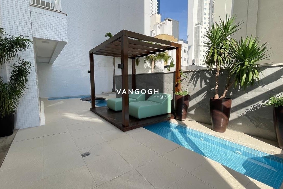Apartamento 4 dormitórios Ed. Cartier Residence, Pioneiros - Balneário Camboriú