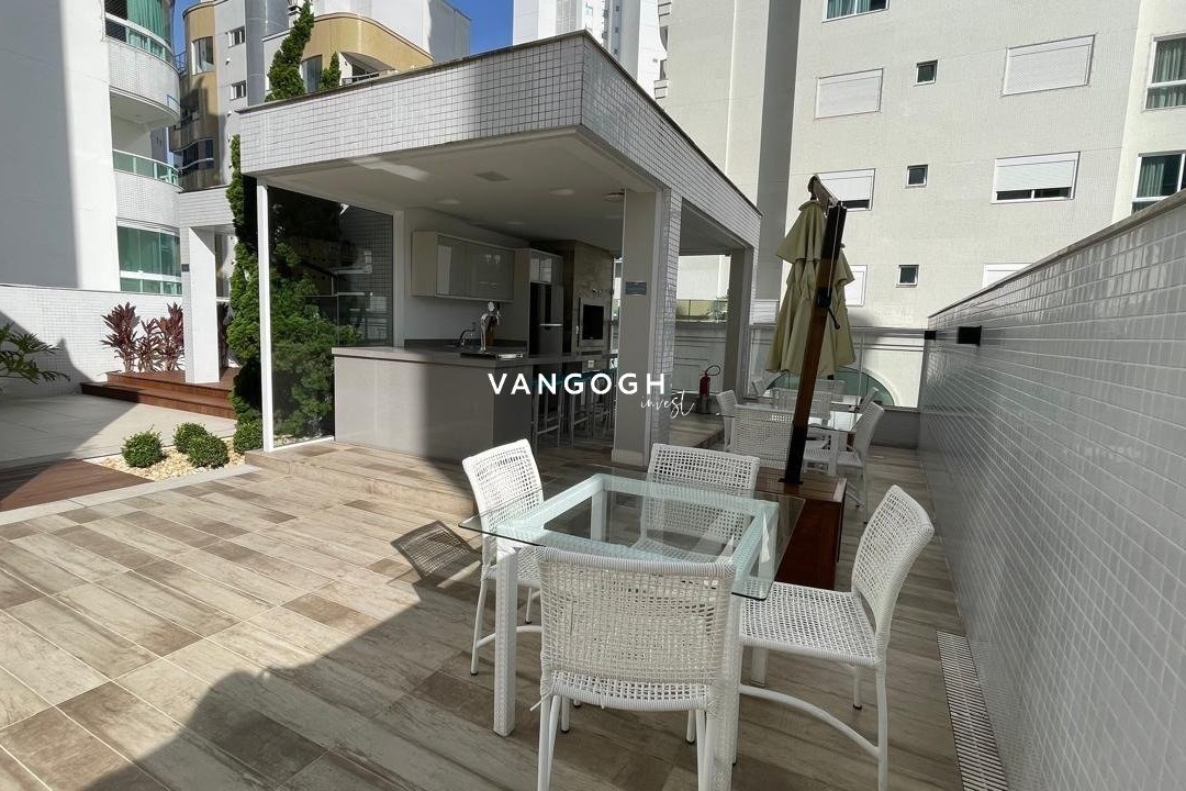 Apartamento 4 dormitórios Ed. Cartier Residence, Pioneiros - Balneário Camboriú
