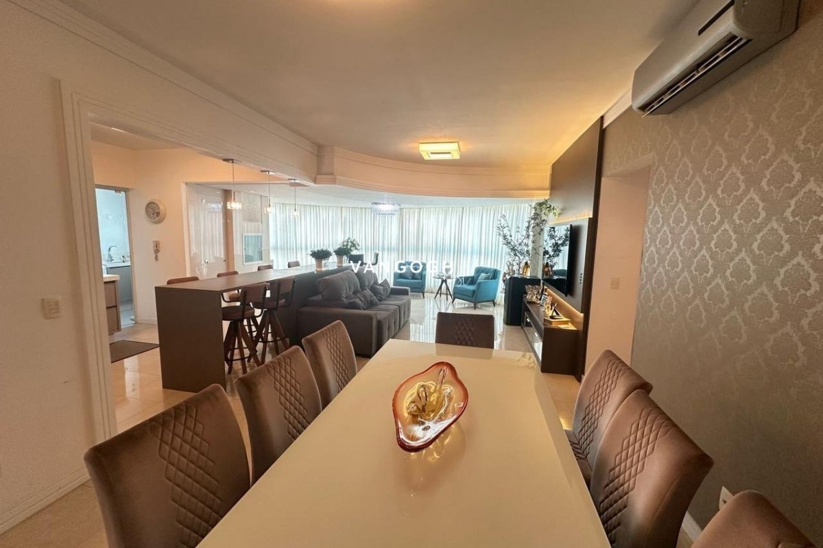 Apartamento 3 dormitórios La Madeson, Quadra Mar - Balneário Camboriú