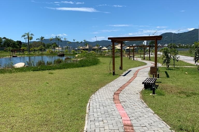 Terreno Parque do Lago, Rio do Meio - Camboriú