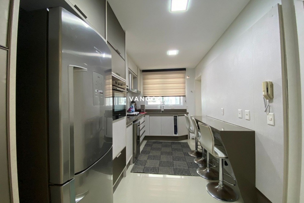Apartamento 3 dormitórios Vale dos Reis, Centro - Balneário Camboriú