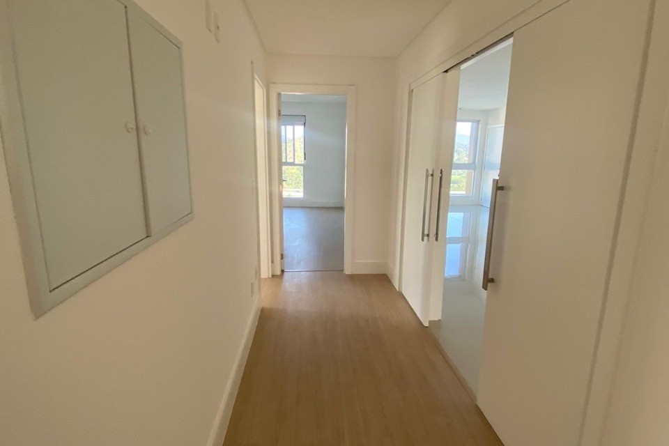 Apartamento 4 dormitórios Mirante Das Águas, Quadra Mar - Balneário