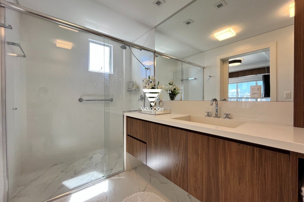 Apartamento 4 dormitórios Dalcelis, Quadra Mar - Balneário Camboriú