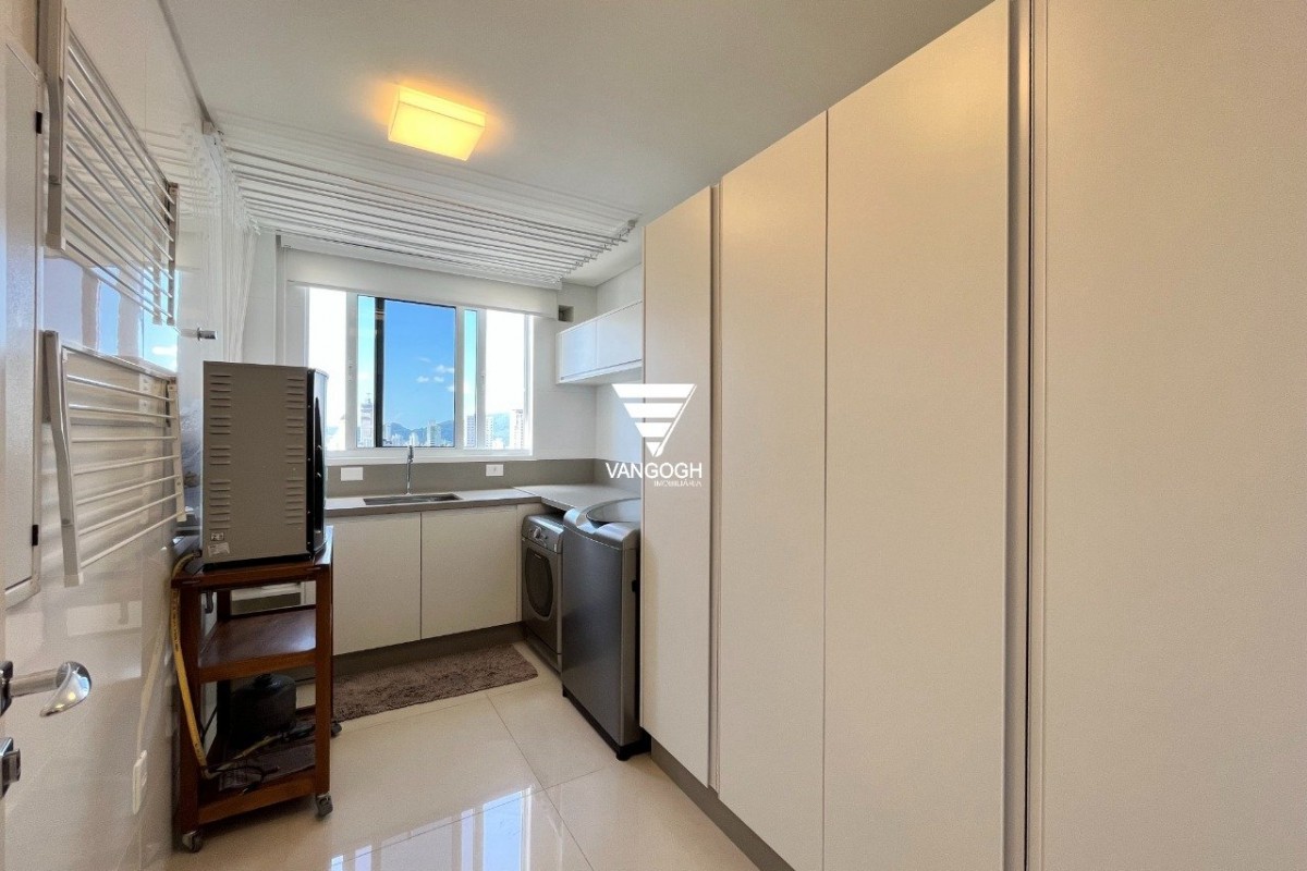 Apartamento 4 dormitórios Dalcelis, Quadra Mar - Balneário Camboriú