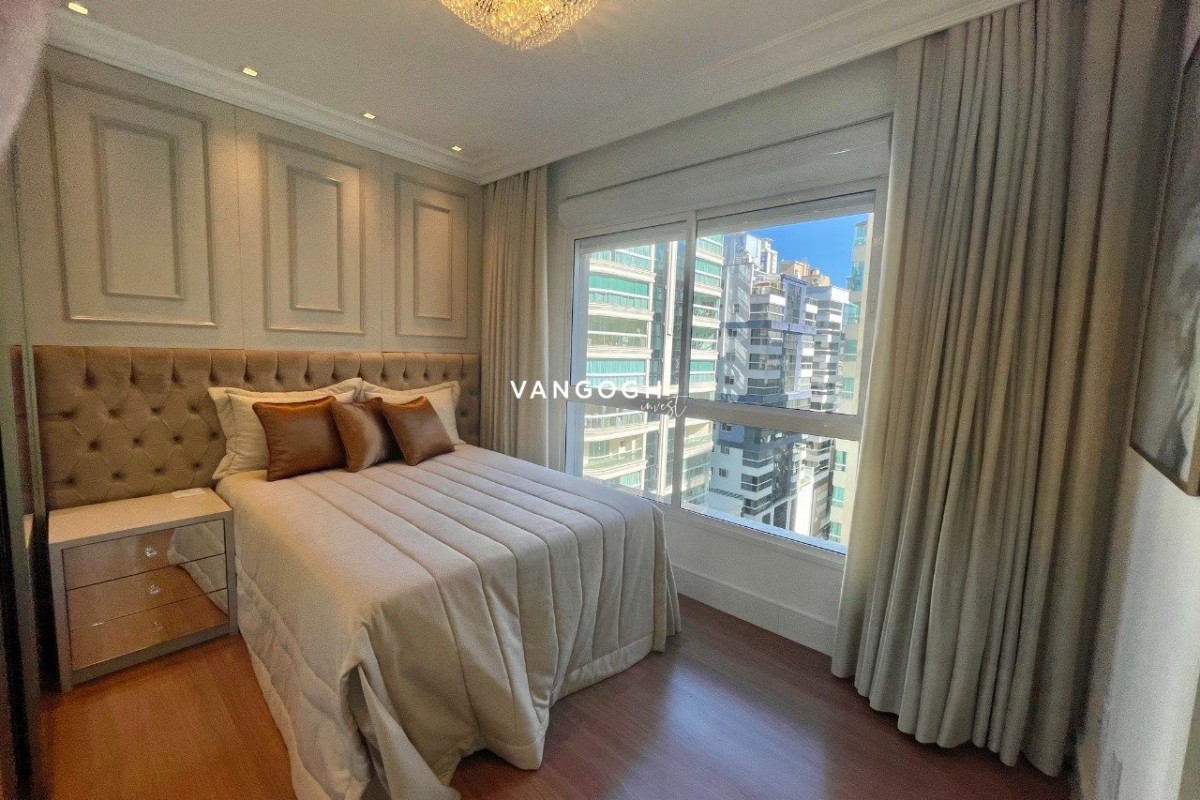 Apartamento 4 dormitórios Marie Antoinette, Meia Praia - ITAPEMA