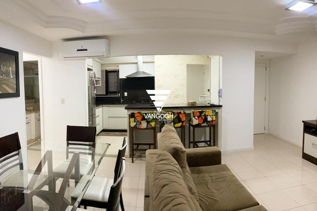 Apartamento 3 dormitórios Itatiaia, Quadra Mar - Balneário Camboriú