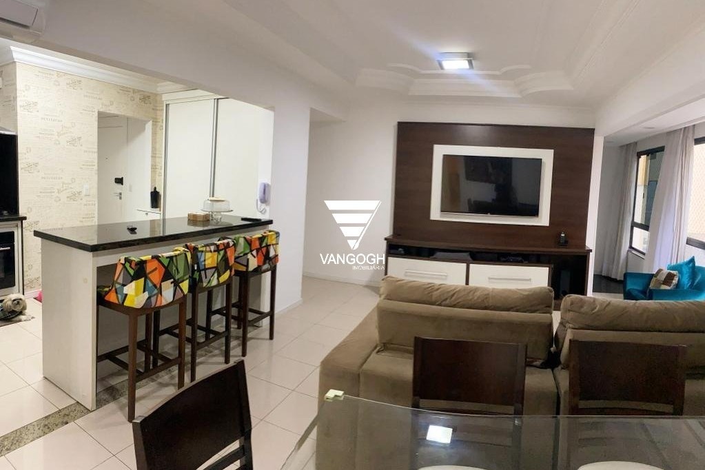 Apartamento 3 dormitórios Itatiaia, Quadra Mar - Balneário Camboriú