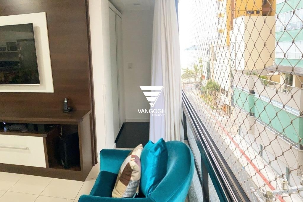 Apartamento 3 dormitórios Itatiaia, Quadra Mar - Balneário Camboriú