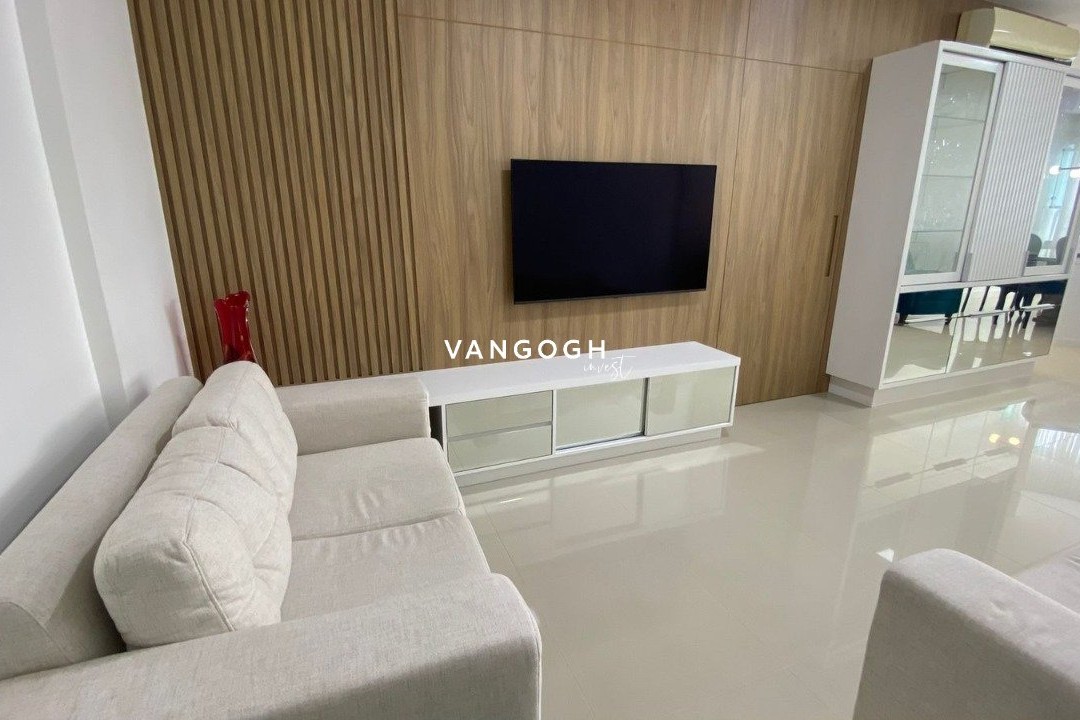 Apartamento 3 dormitórios Edifício Portal de Antares, Pioneiros - Balneário Camboriú