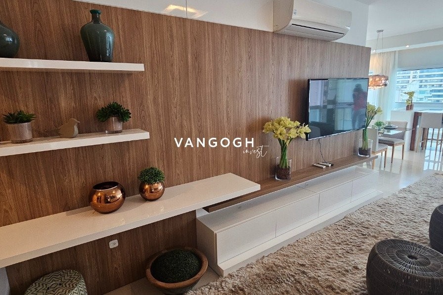 Apartamento 4 dormitórios Ed. Salinas - Quadra Mar, Meia Praia - ITAPEMA