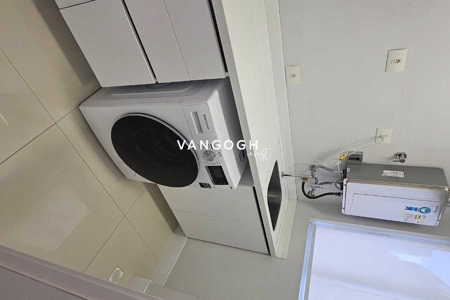 Apartamento 4 dormitórios Ed. Salinas - Quadra Mar, Meia Praia - ITAPEMA