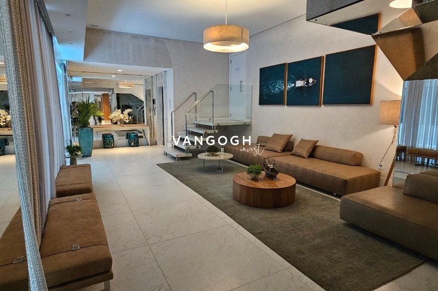 Apartamento 4 dormitórios Ed. Salinas - Quadra Mar, Meia Praia - ITAPEMA