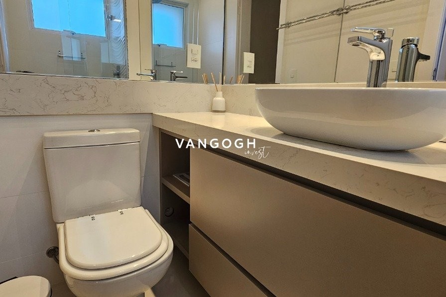Apartamento 4 dormitórios Ed. Salinas - Quadra Mar, Meia Praia - ITAPEMA