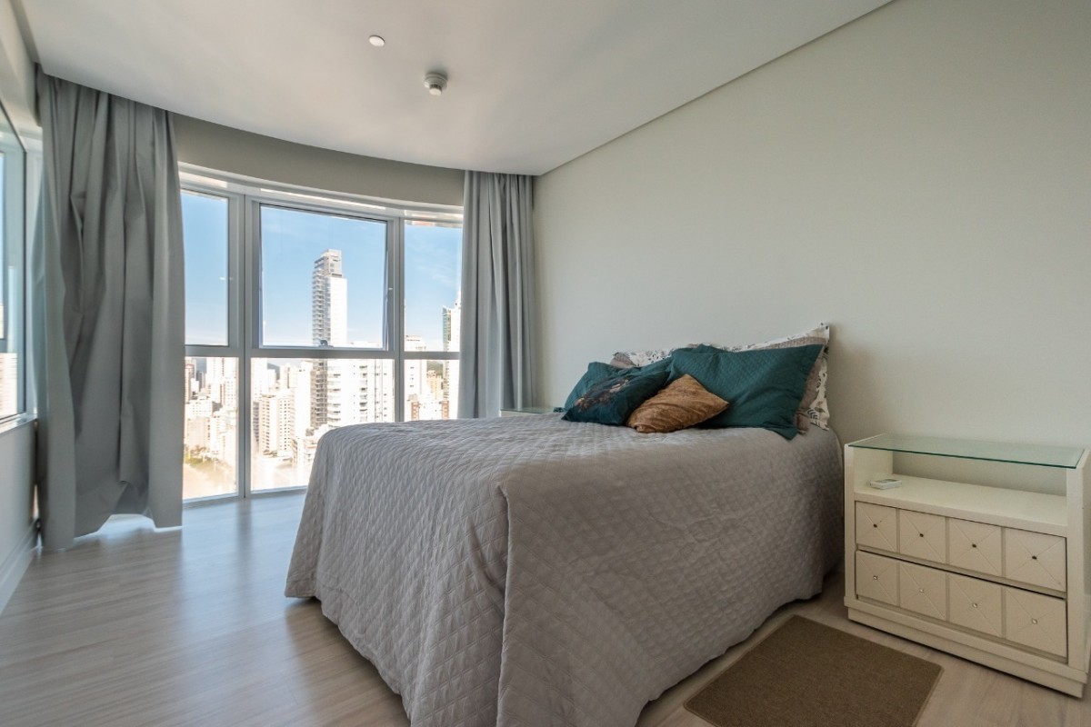 Apartamento 3 dormitórios Infinity Coast, Quadra Mar - Balneário Camboriú