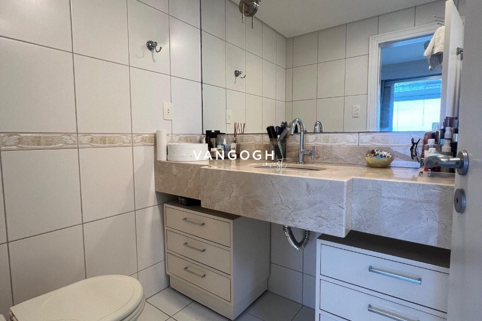 Apartamento 4 dormitórios Edifício Itajaçu, Centro - Balneário Camboriú