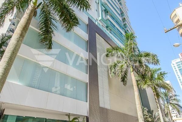 Apartamento 3 dormitórios Palm Beach, Quadra Mar - Balneário Camboriú